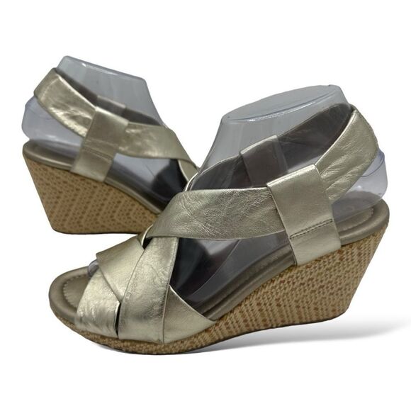 Cole Haan Dinah 85 Gold Puffy Leather Strappy Open Toed Platform Wedge Heel 7M - Picture 3 of 12